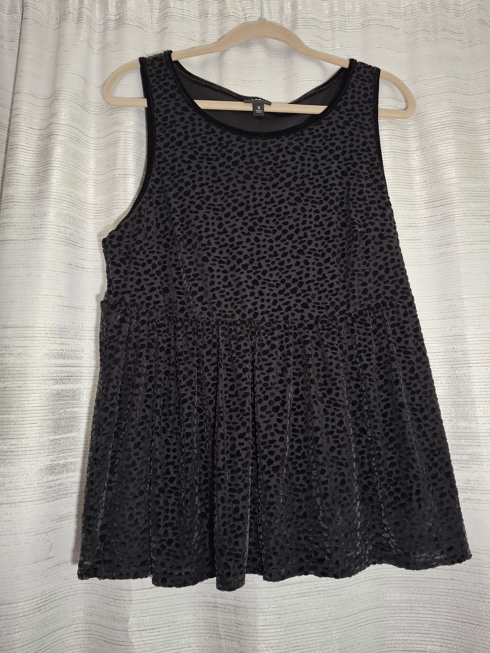 torrid Black Textured Scoop Neck Peplum Tank Size 0
